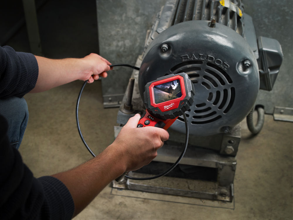 Cámara de inspección M12™ 360° M-SPECTOR™, diámetro del cabezal 9mm, longitud del cable 914mm, tamaño pantalla 68mm, pantalla rotativa 270°, 4 LED´s envolventes. Se suministra en versión cero, sin baterías ni cargador