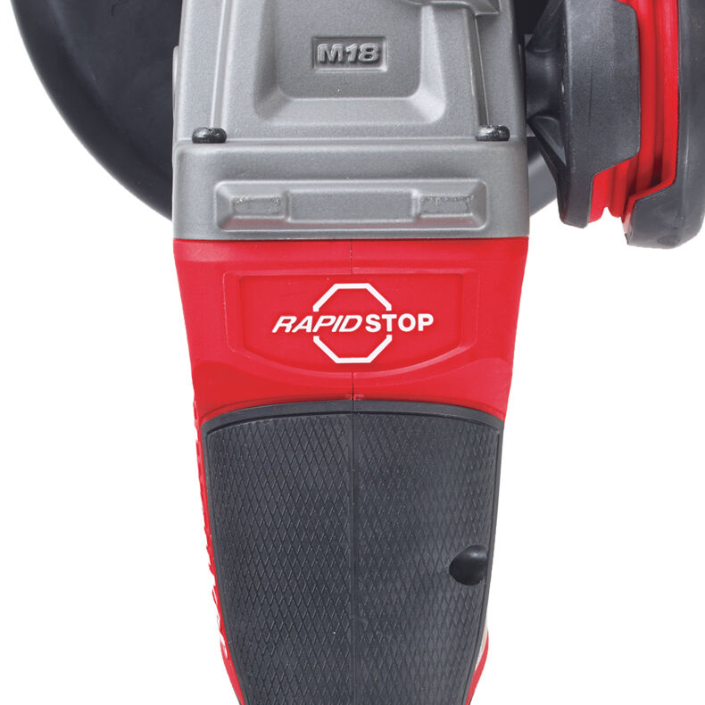 Amoladora angular M18 FUEL™ ONE-KEY™, diámetro del disco 125mm, freno RAPIDSTOP™, 8500rpm, AVS, FIXTEC™, protección anti-kickback, interruptor de botón con bloqueo. Incluye guarda adicional para corte. Se suministra en versión cero, sin baterías ni cargador, en HD-box