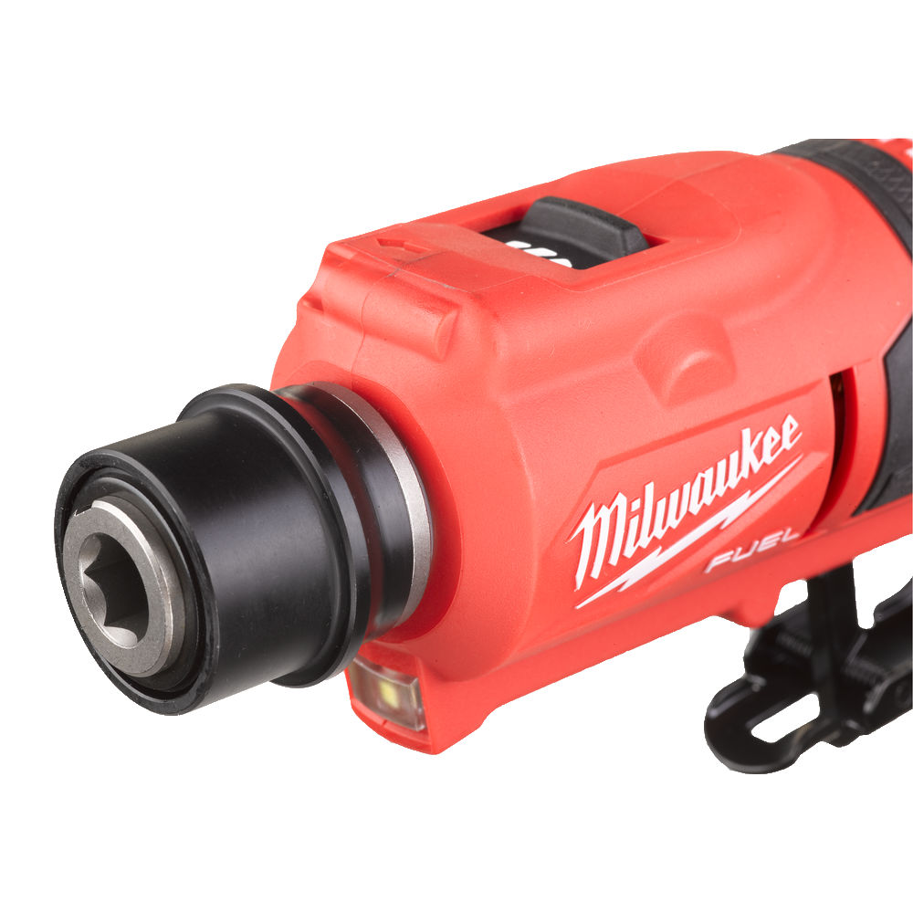 Rectificadora de baja velocidad para neumáticos M12 FUEL™, recepción de cambio rápido 7/16", 2 modos, 0-1200/0-2500rpm, longitud 270mm, máximo diámetro de accesorios de pulido 80mm, máximo diámetro de accesorios de taladrado/escariado 9,5mm. Se suministra en versión cero, sin baterías ni cargador