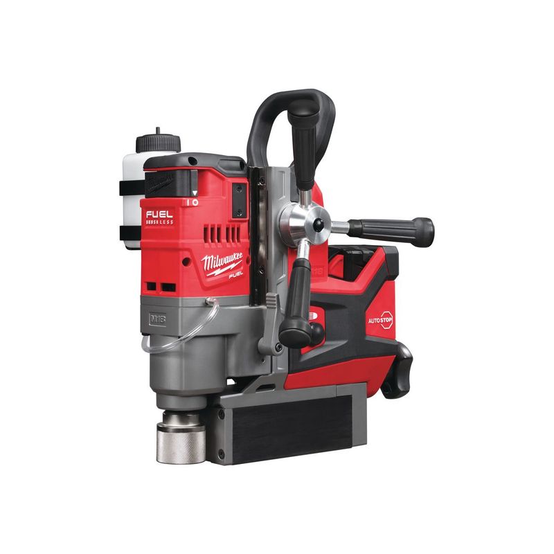 M18FMDP-0 Taladro magnético con imán permanente M18 FUEL™, potencia magnética de 8890N, máxima capacidad de diámetro de corte 38mm, AUTOSTOP™, 2 velocidades 400/690rpm. Se suministra en versión cero, sin baterías ni cargador, en kitbox