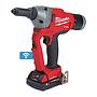 M18ONEFPRT-202X Remachadora M18 FUEL™ ONE-KEY™, capacidad máxima remache 4,8-7mm INOX, fuerza de tracción 20.000N, carrera 30mm. Incluye 4 boquillas. Se suministra con 2  baterías M18B2 y cargador rápido M12-18FC, en HD-box